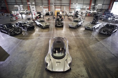 Aston Martin : les voitures du prochain "James Bond" réunies en photo