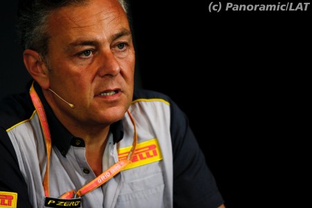 Mario Isola (Pirelli) à Monza