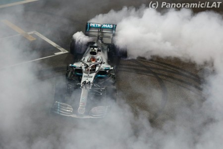 Lewis Hamilton (Mercedes) à Yas Marina