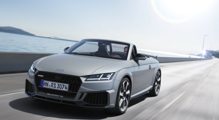 Audi TT RS 2.5 TFSI 400 Quattro S tronic 7  (Roadster)