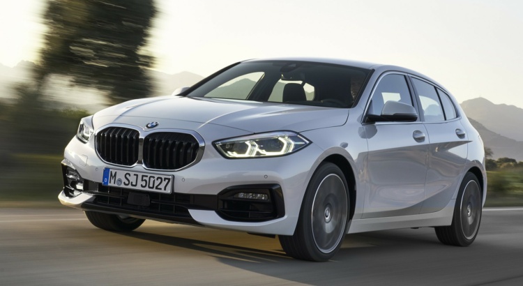 BMW Série 1 M135i xDrive 306  BVA8 M Performance (Berline)