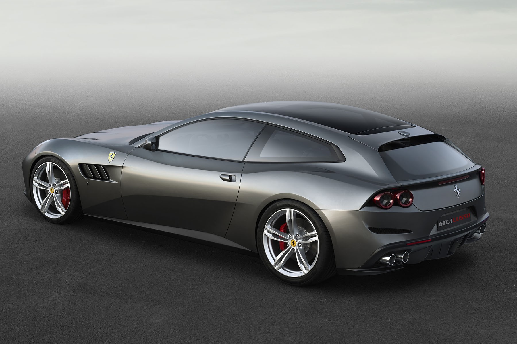 Ferrari GTC4Lusso 2016