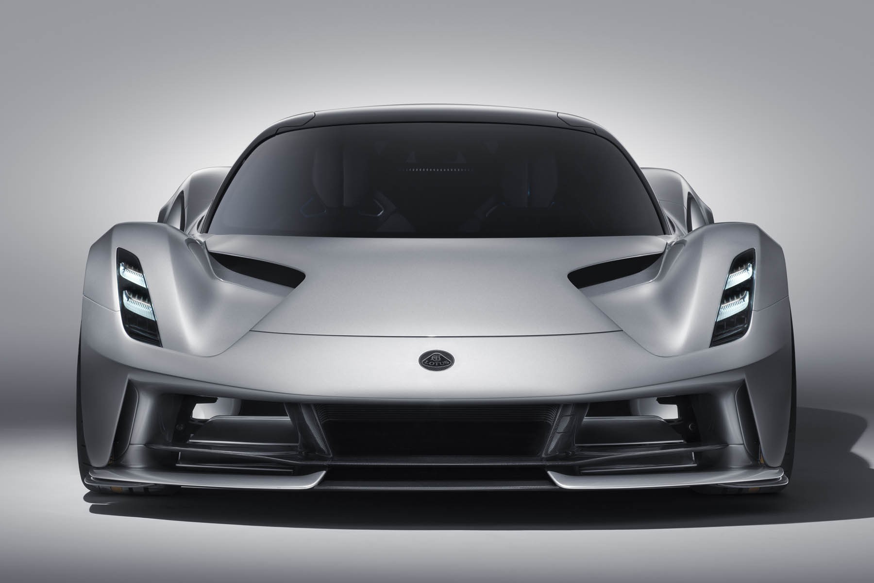 Lotus Evija (2019) : l'hypercar électrique est le plus puissant véhicule de route produit en série