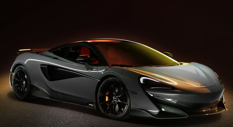 McLaren 600LT (2018) : 3/4 avant droit gris