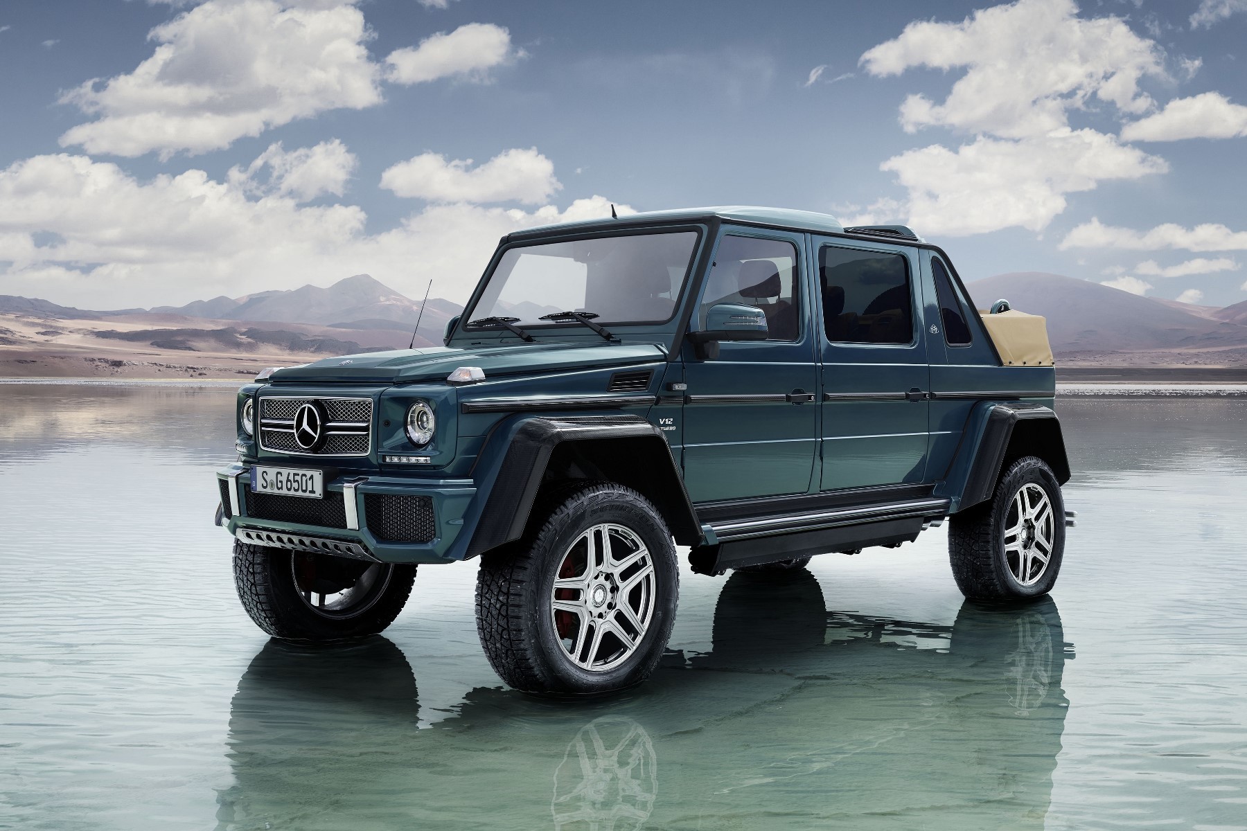 Mercedes-Maybach G 650 Landaulet (2017) : 3/4 avant droit vert