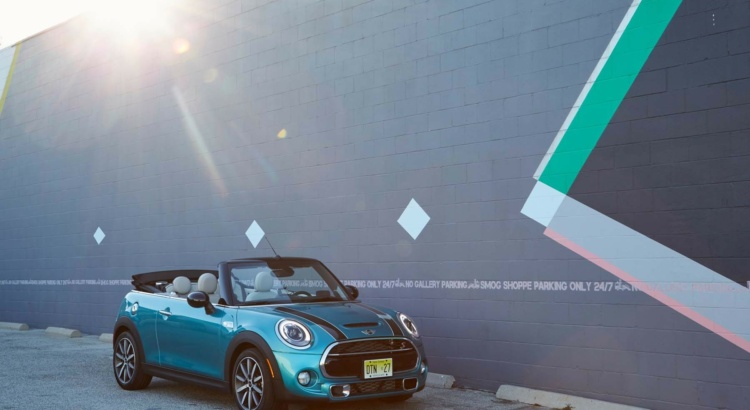 Mini Mini 2.0i Twin Power Turbo 231   John Cooper Works Exclusive Design (Cabriolet)