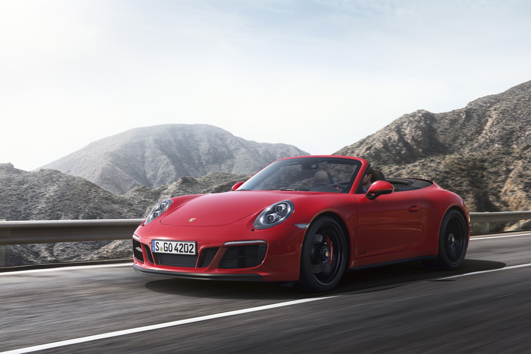 Porsche decapotable rouge clearance