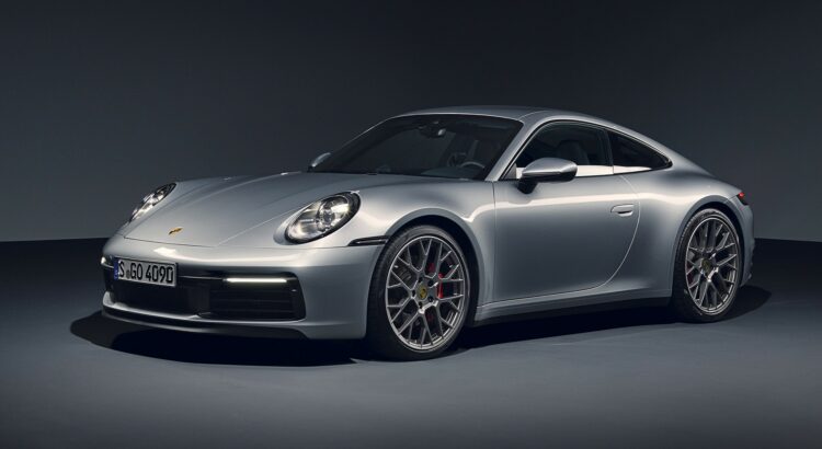 Porsche 911 Type 992 (2018) : 3/4 avant de la 8e génération en studio