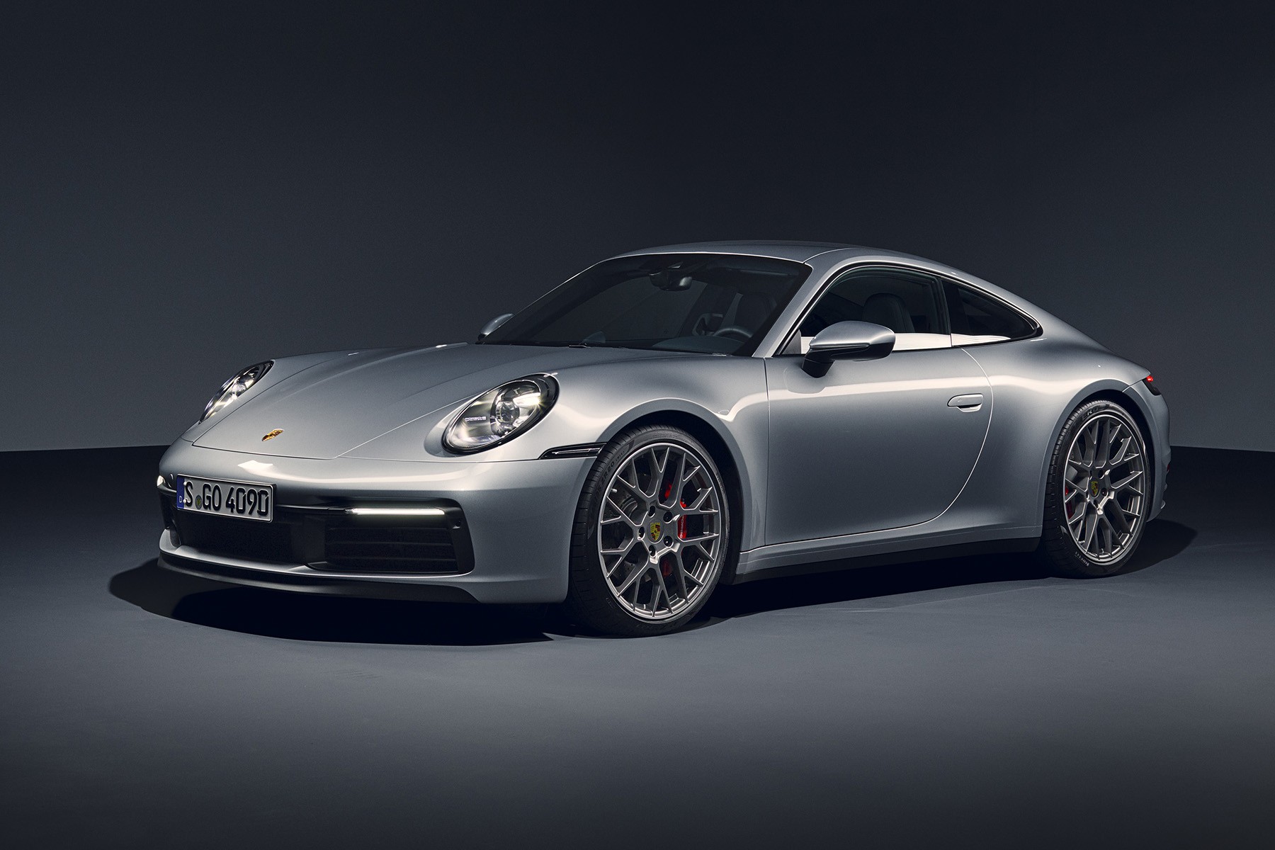 Porsche 911 Type 992 (2018) : 3/4 avant de la 8e génération en studio