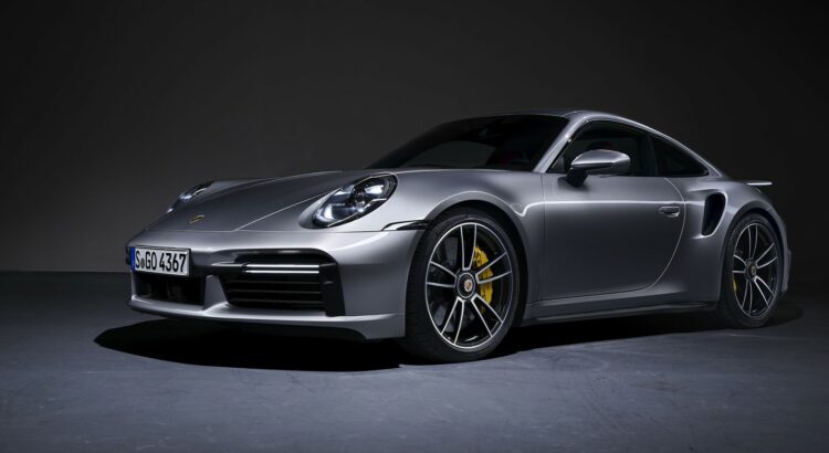 Porsche 911 Turbo S (2020)