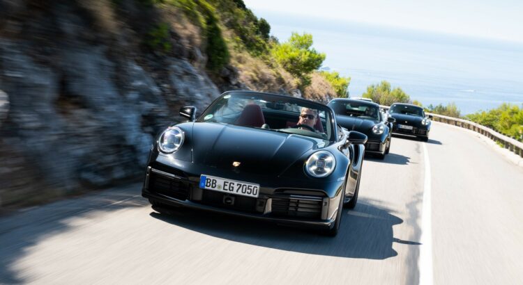 Porsche 911 Turbo Cabriolet (2020) : avant noir