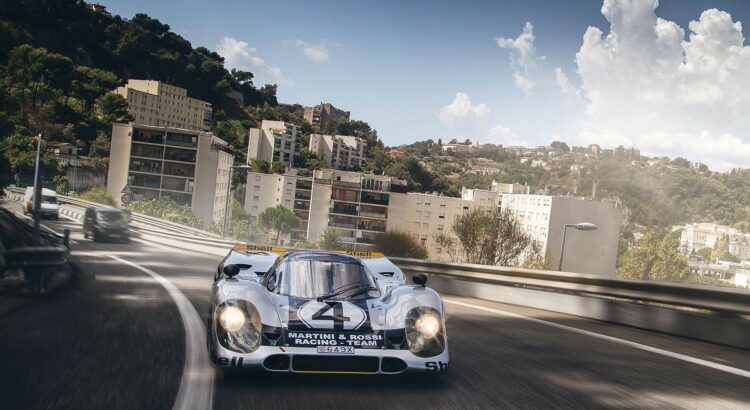 Porsche 917-037 de Claudio Roddaro sur route : en balade