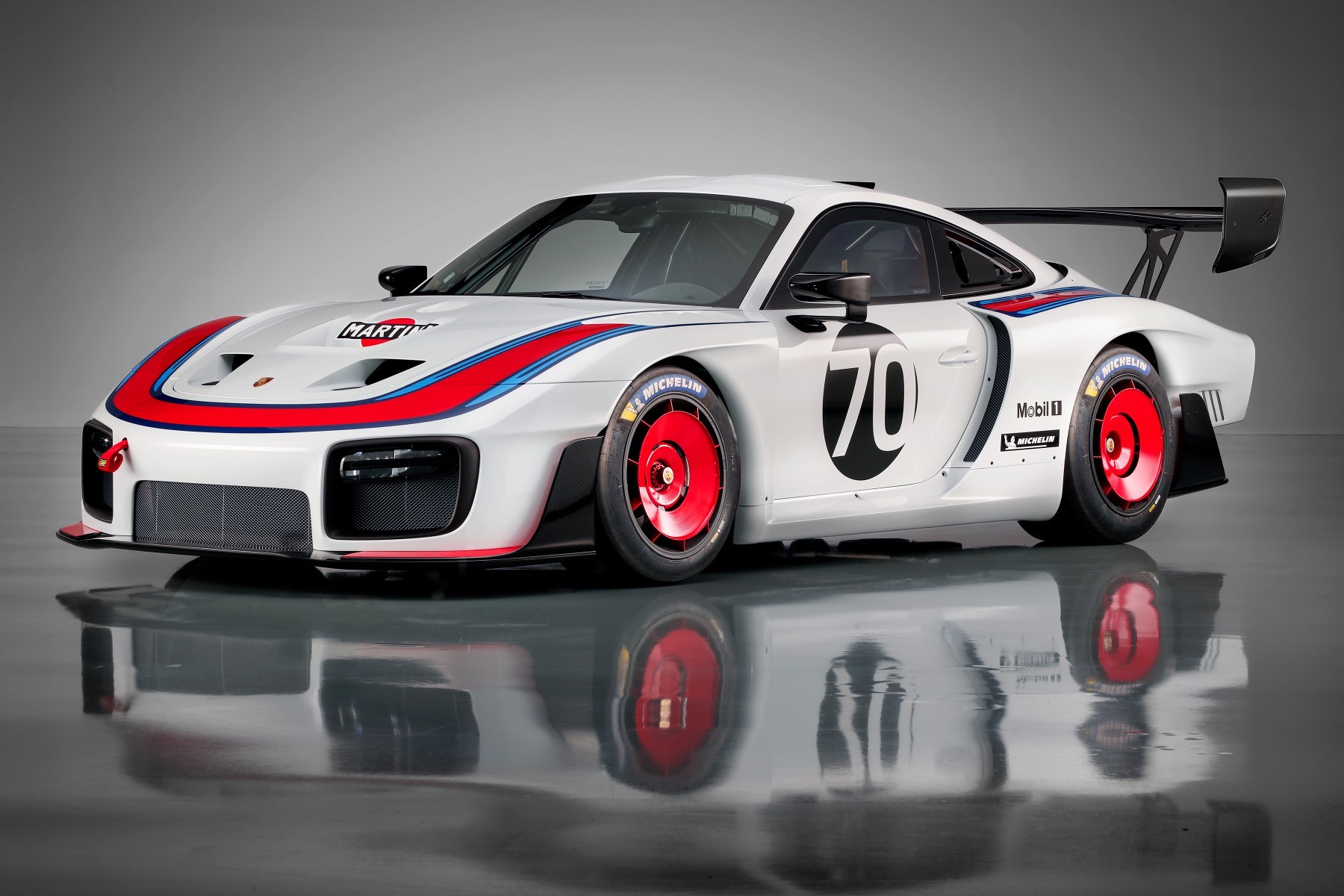 Porsche 935 (2018) : 3/4 avant gauche blanc