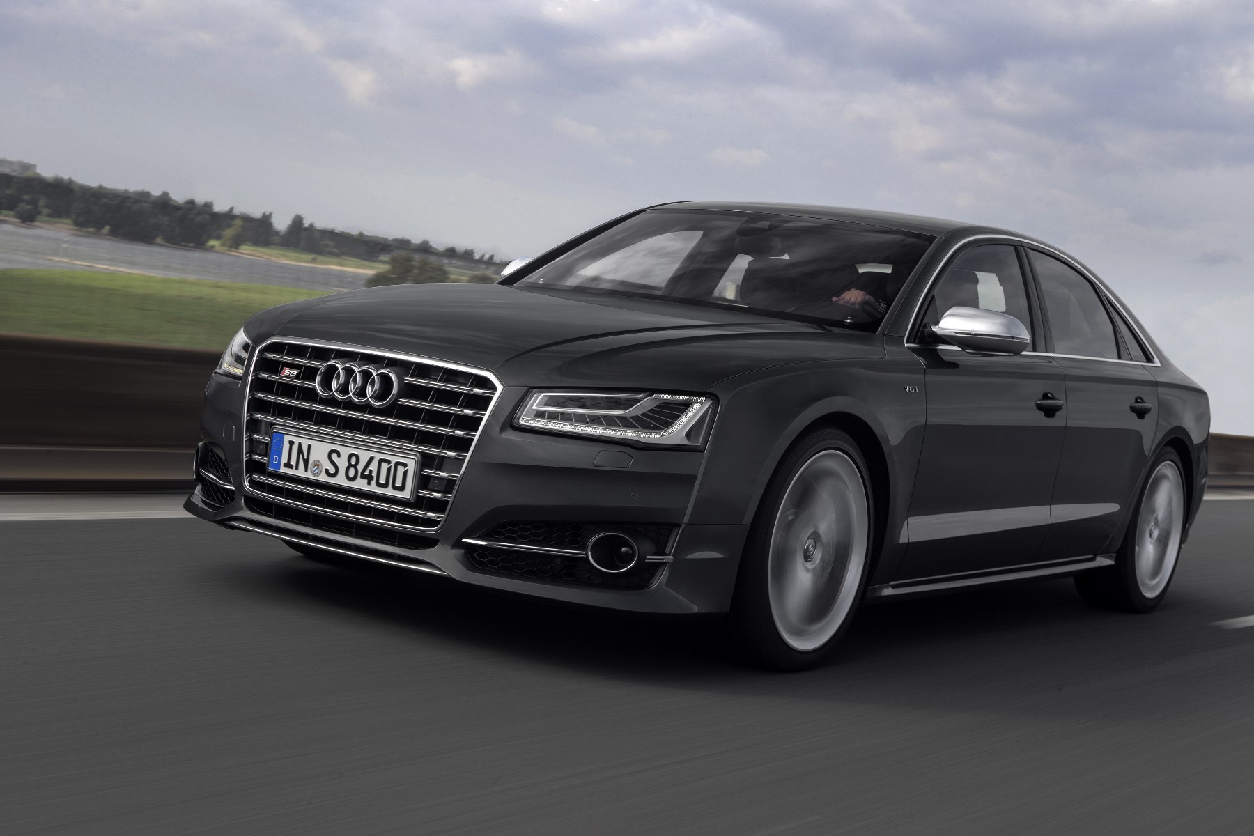 s8 sport