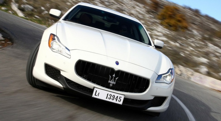 Maserati Quattroporte 3.0i V6 BiTurbo 410 Q4  S (Berline)