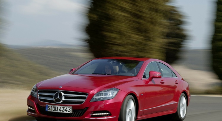 Mercedes Classe CLS 63i AMG 557    (Coupé)