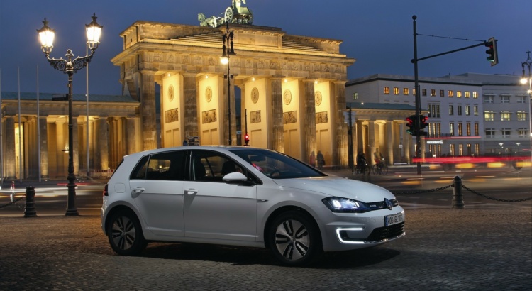 Volkswagen e-Golf Electrique 136 (Berline)
