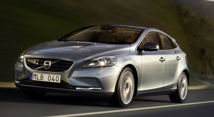 Volvo V40 2.5i 5cyl. T5 254  Geartronic Xénium (Berline)