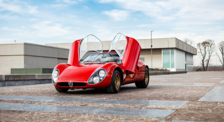 Alfa Romeo 33 Stradale : 18 exemplaires 