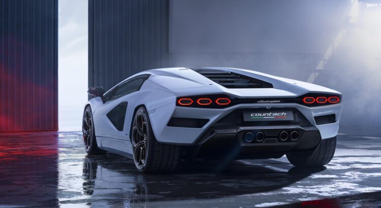 Lamborghini Countach LPI 800-4 (2021)