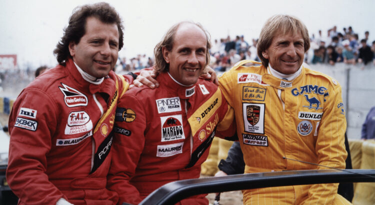 Derek Bell, à droite, fête ses 80 ans ce 31 octobre 2021.