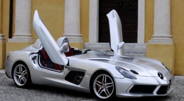 Mercedes-Benz&nbsp;SLR&nbsp;Stirling Moss (2009)