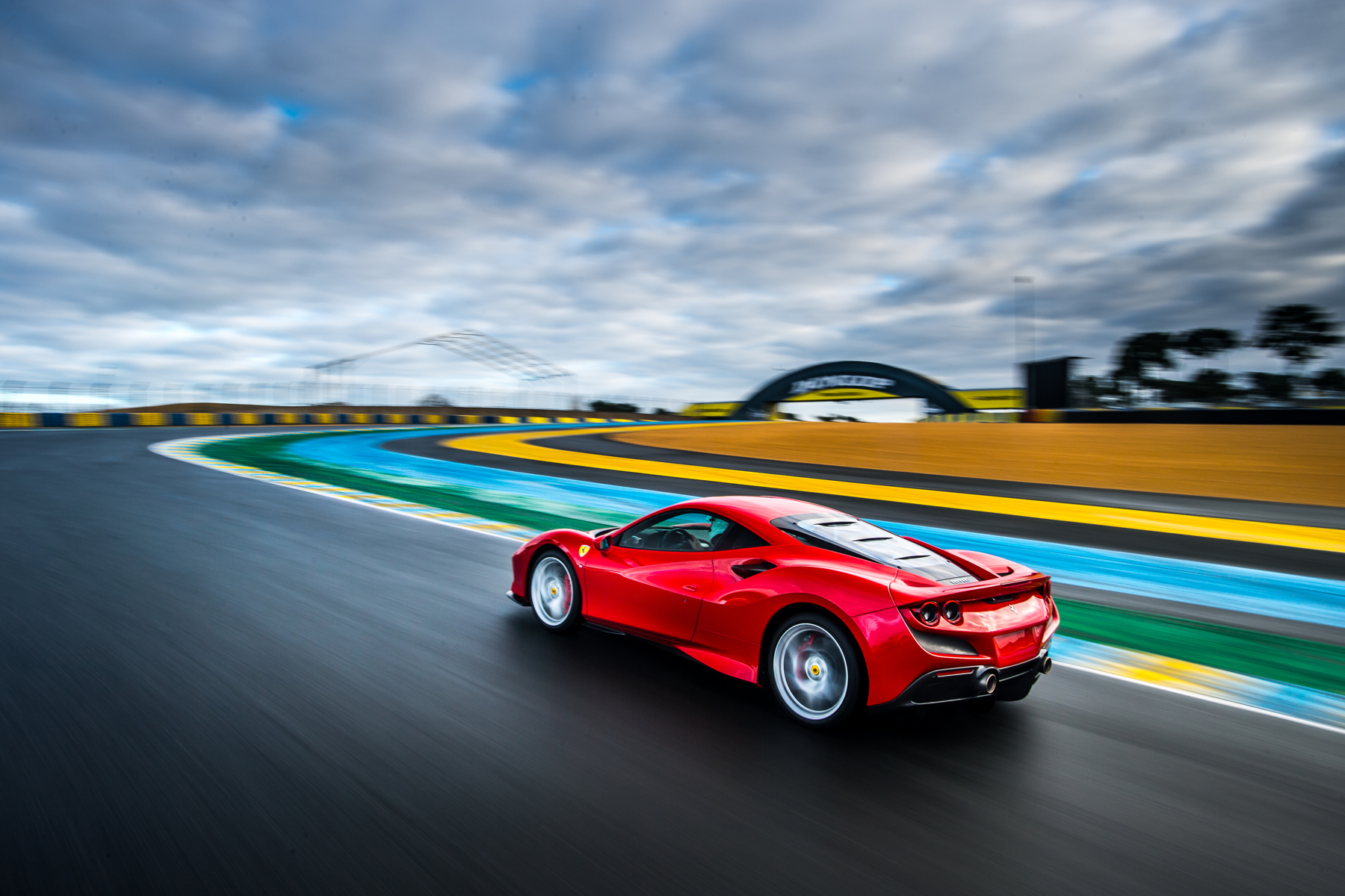 Ferrari F8 Tributo