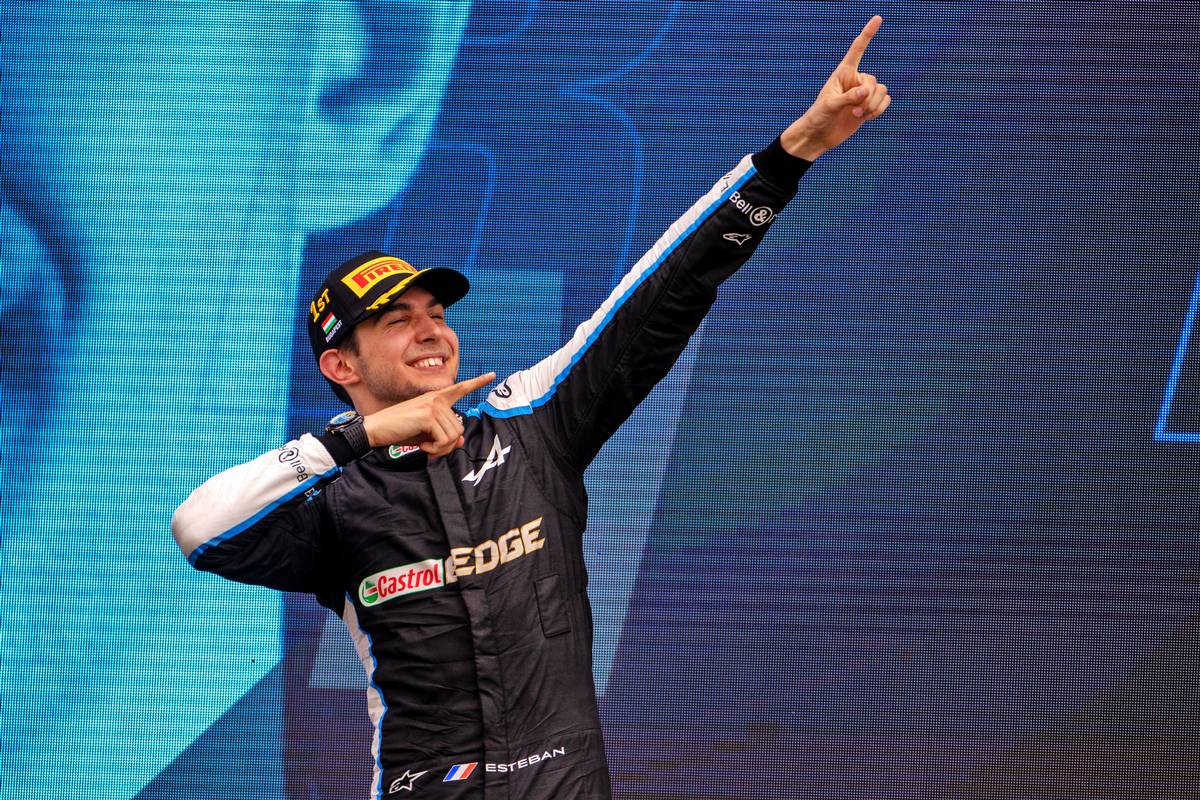 10ème : Esteban Ocon (41 points) 