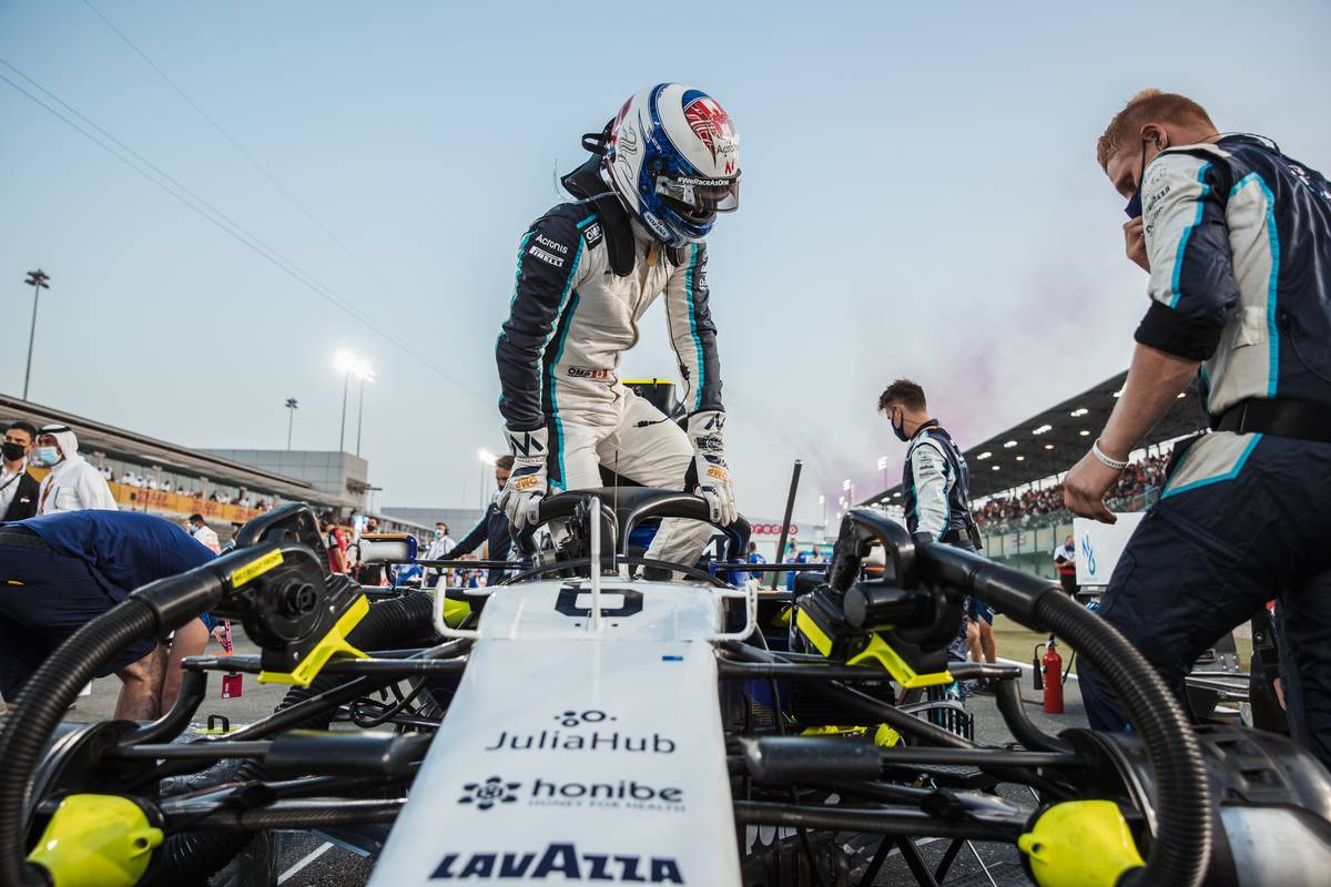 nicholas latifi 2021