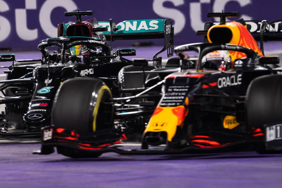 Lewis Hamilton et Max Verstappen ont de nouveau eu une chaude explication, ce dimanche en Arabia saoudite !