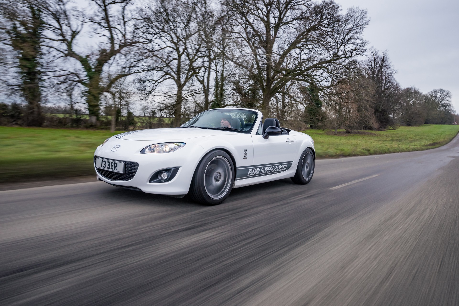 mazda mx5 blanche face avant