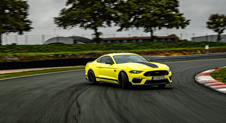 Ford Mustang Mach 1 : que vaut-elle sur un "Tour Chrono" ?