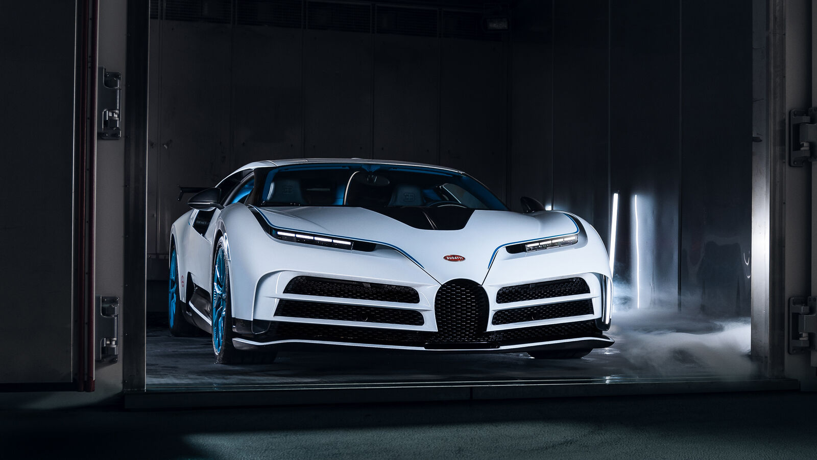 Bugatti Centodieci (2022)