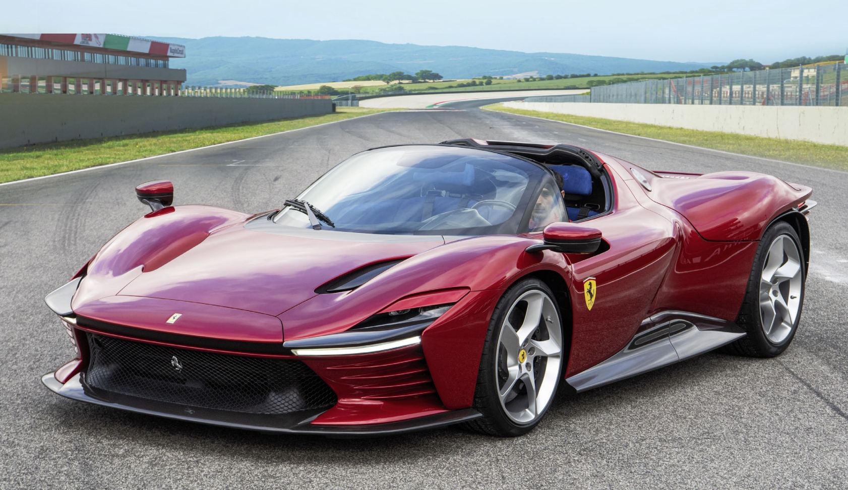 Ferrari Daytona SP3 (2022) : un nouveau prototype vecteur d'émotions...