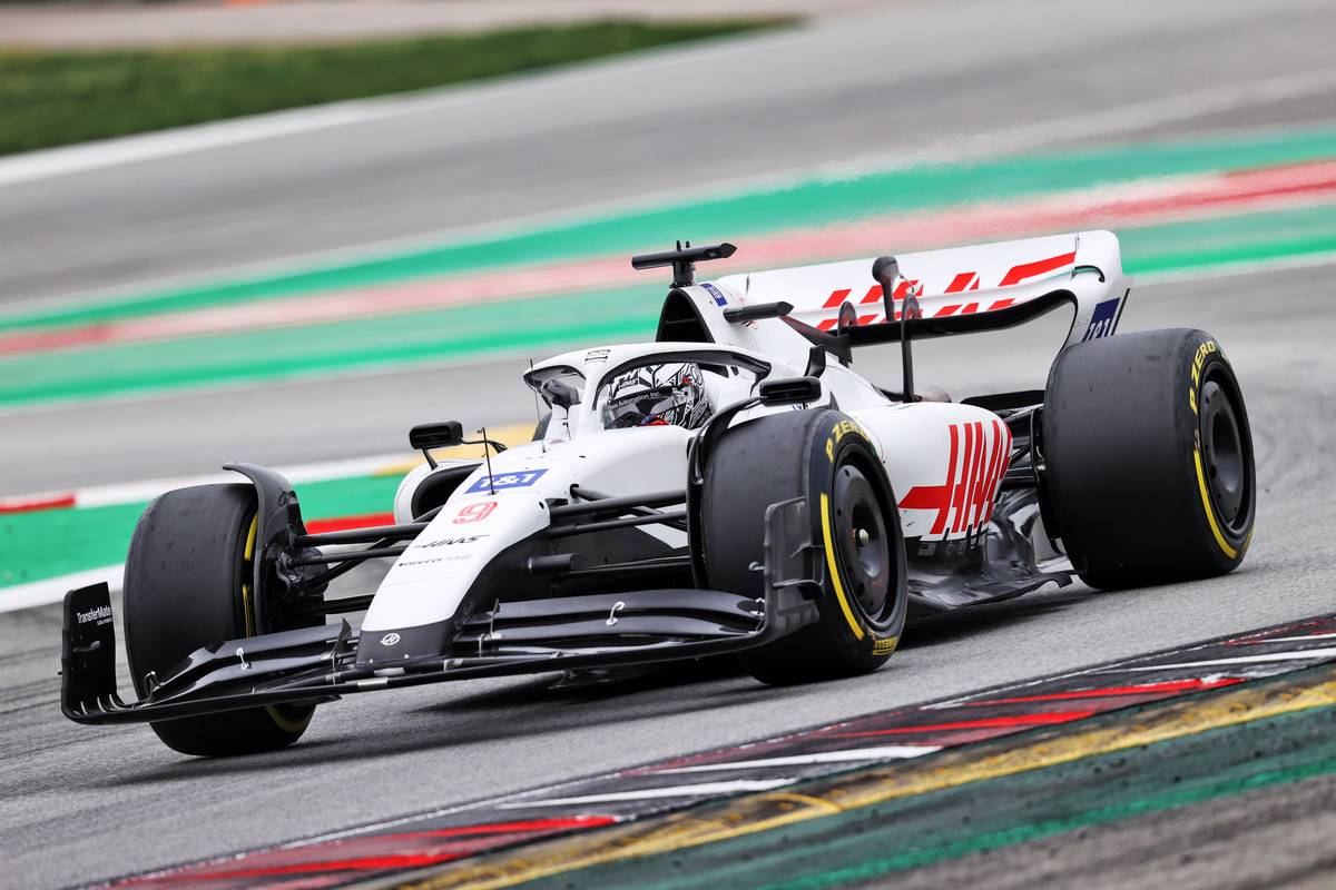 10. Haas F1 Team (0 points) : 577 280 dollars