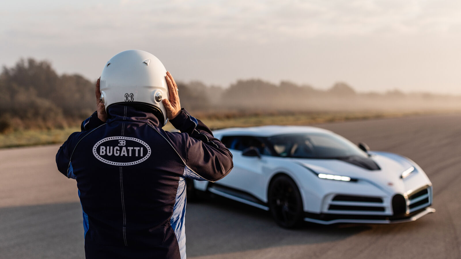 Bugatti Centodieci : l'ultra-exclusive hypercar prête pour la production !