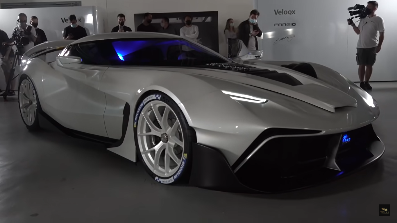 Veloqx fangio en piste à Yas Marina !