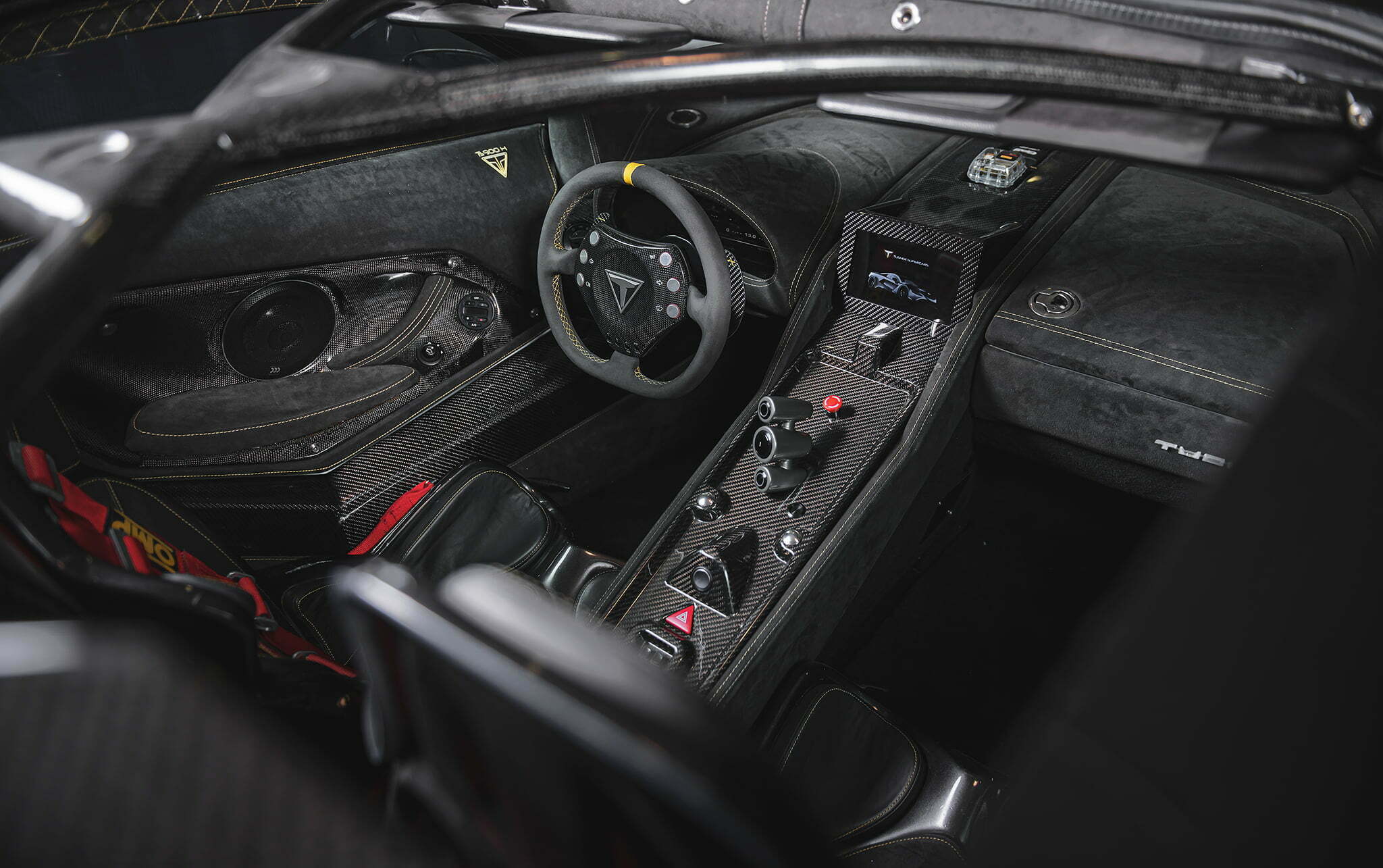 La Tushek TS900 Apex de 1 351 ch débutera au salon privé de Londres !