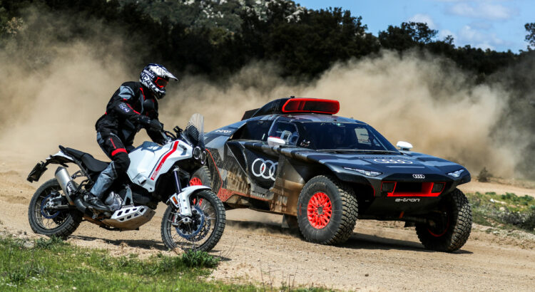 Audi RS Q e-tron / Ducati DesertX : nouveau mariage de style !