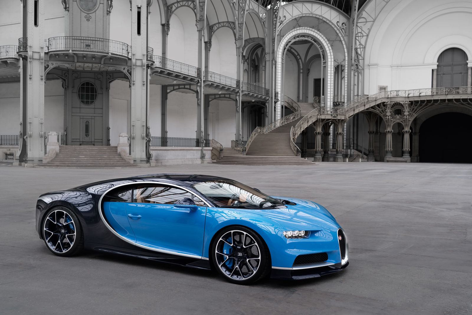 Une copie chinoise de la Bugatti Chiron vendue à 6 600 €