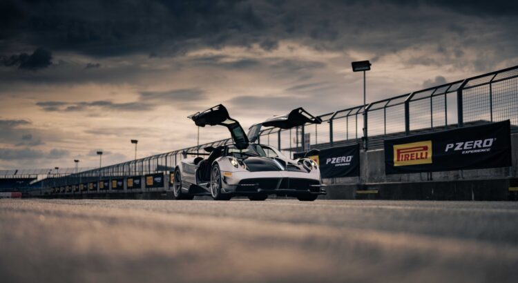 Pagani : 1ère sortie en Italie pour la Huayra R, son hypercar la plus extrême !
