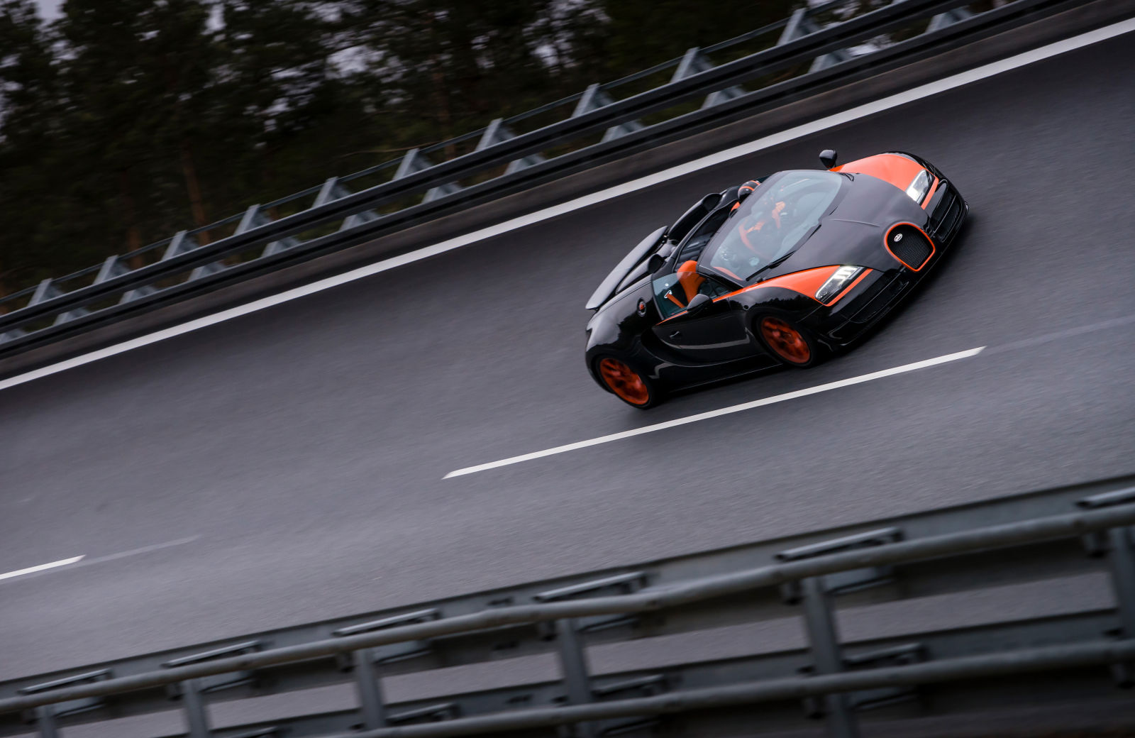 Bugatti Veyron 16.4 Grand Sport Vitesse