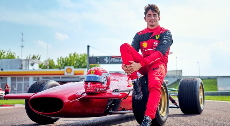 Charles Leclerc étrenne une sublime Ferrari 312 de 1967 (+ vidéo)