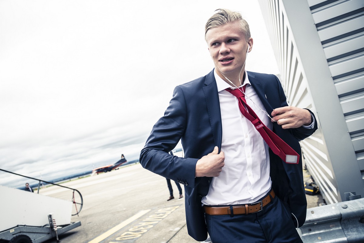Erling Haaland garage