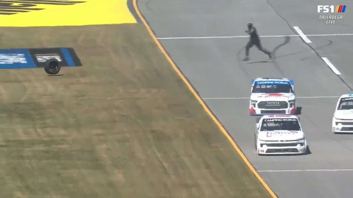 NASCAR mécanicien stand pagaille