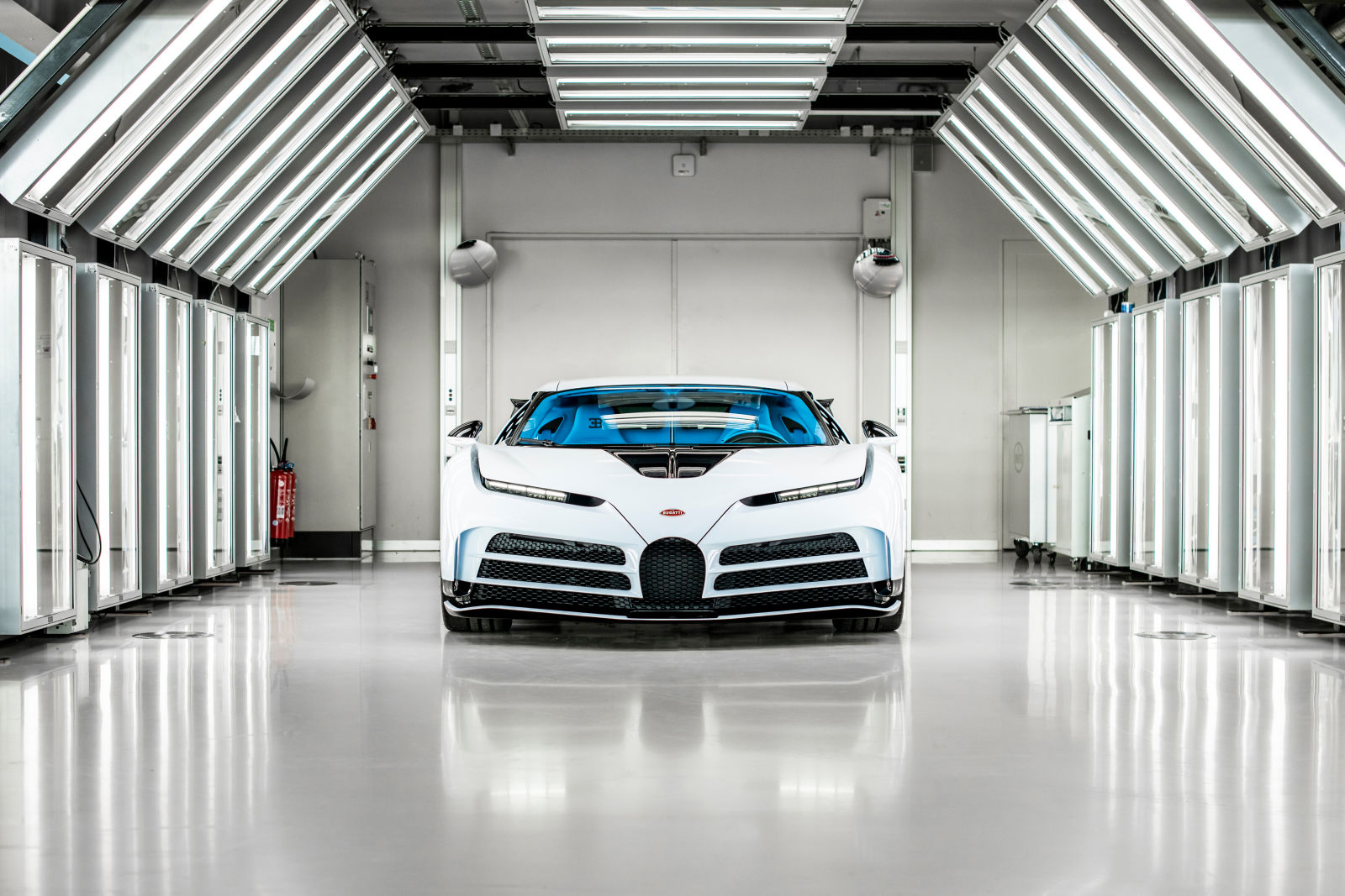 Bugatti Centodieci (2023)