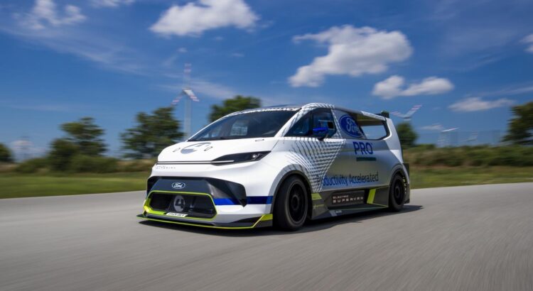Romain Dumas Ford SuperVan 4 Pikes Peak 2023