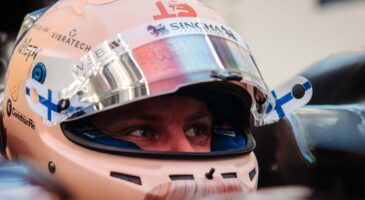 Valtteri Bottas nouveau casque moustache 2023