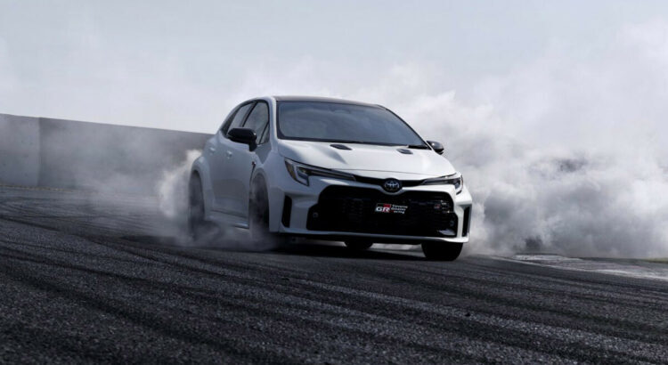 1ère mondiale : Toyota teste une GR Corolla à hydrogène liquide !