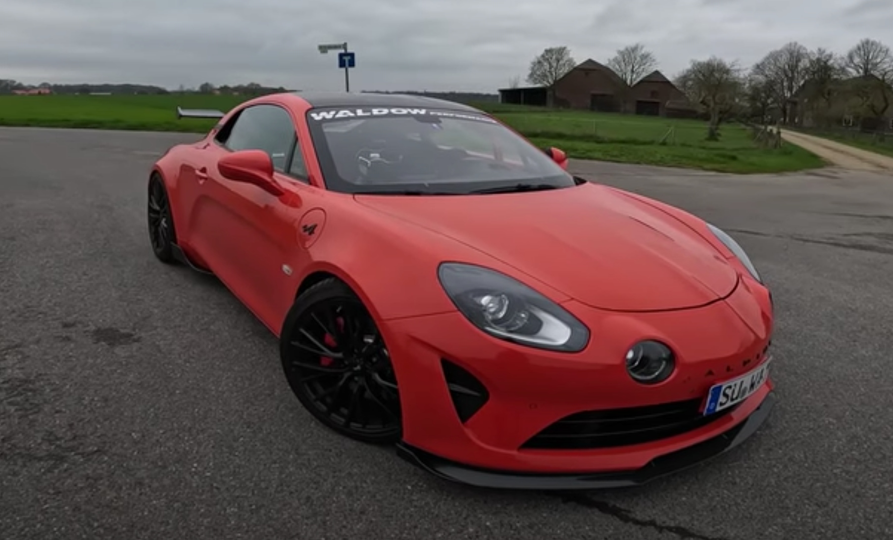 Alpine A110S 2023 autobahn